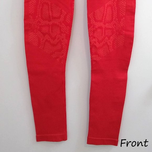 Yoga Set - Sports Bra & High Waisted Legging - Red Snakeskin - Size Small - Picture 6 of 15